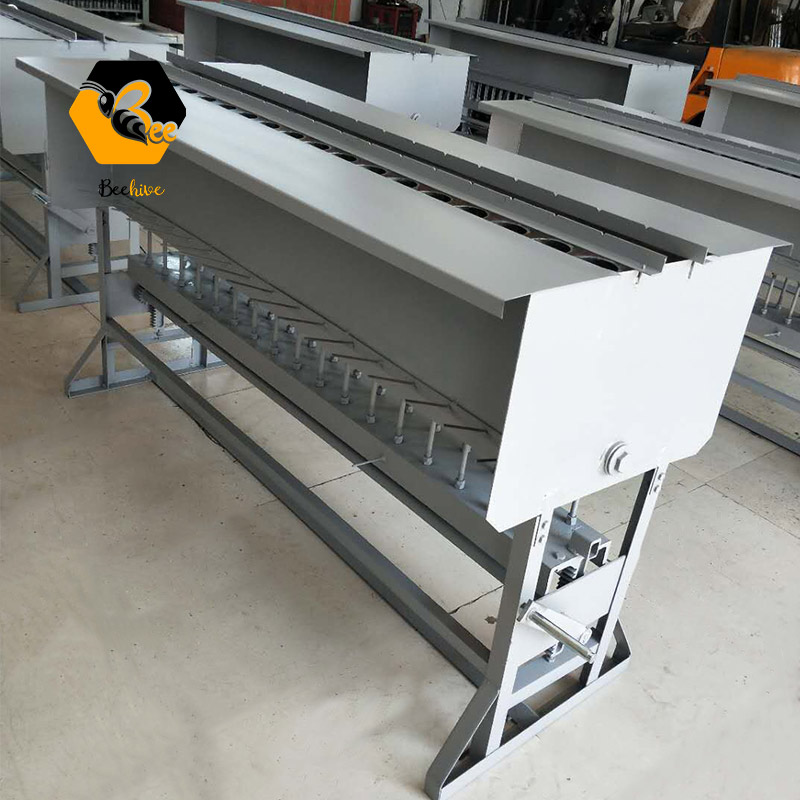 High Quality and Convenient Automatic Candle Machine / Candle Wax Filling Machine / Candle Making Machine