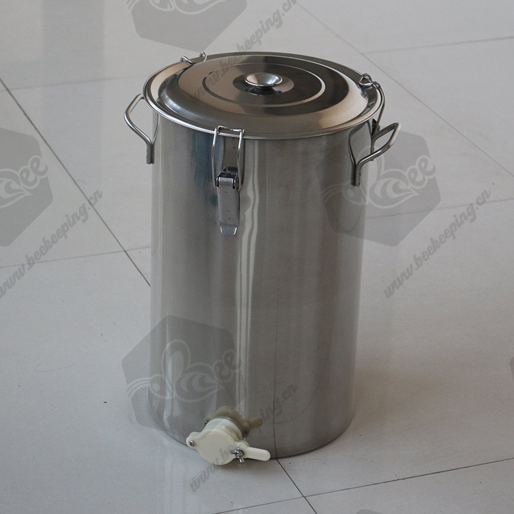 50L / 100L / 150L / 300L Stainless Steel Strainer Filter Bucket Barrel Drums with Strainer Flow Honey Mouth Base Rack